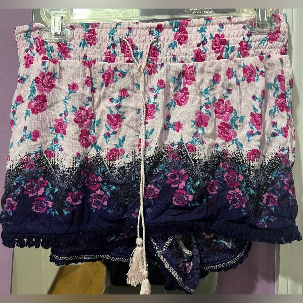 Flowy lounge shorts